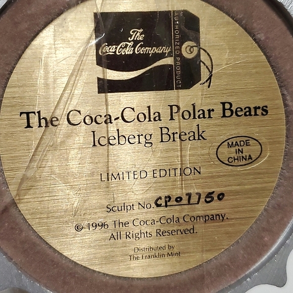 Coca-Cola Polar Bears Iceberg Break Cloche Limited Edition Franklin Mint - Picture 14 of 16